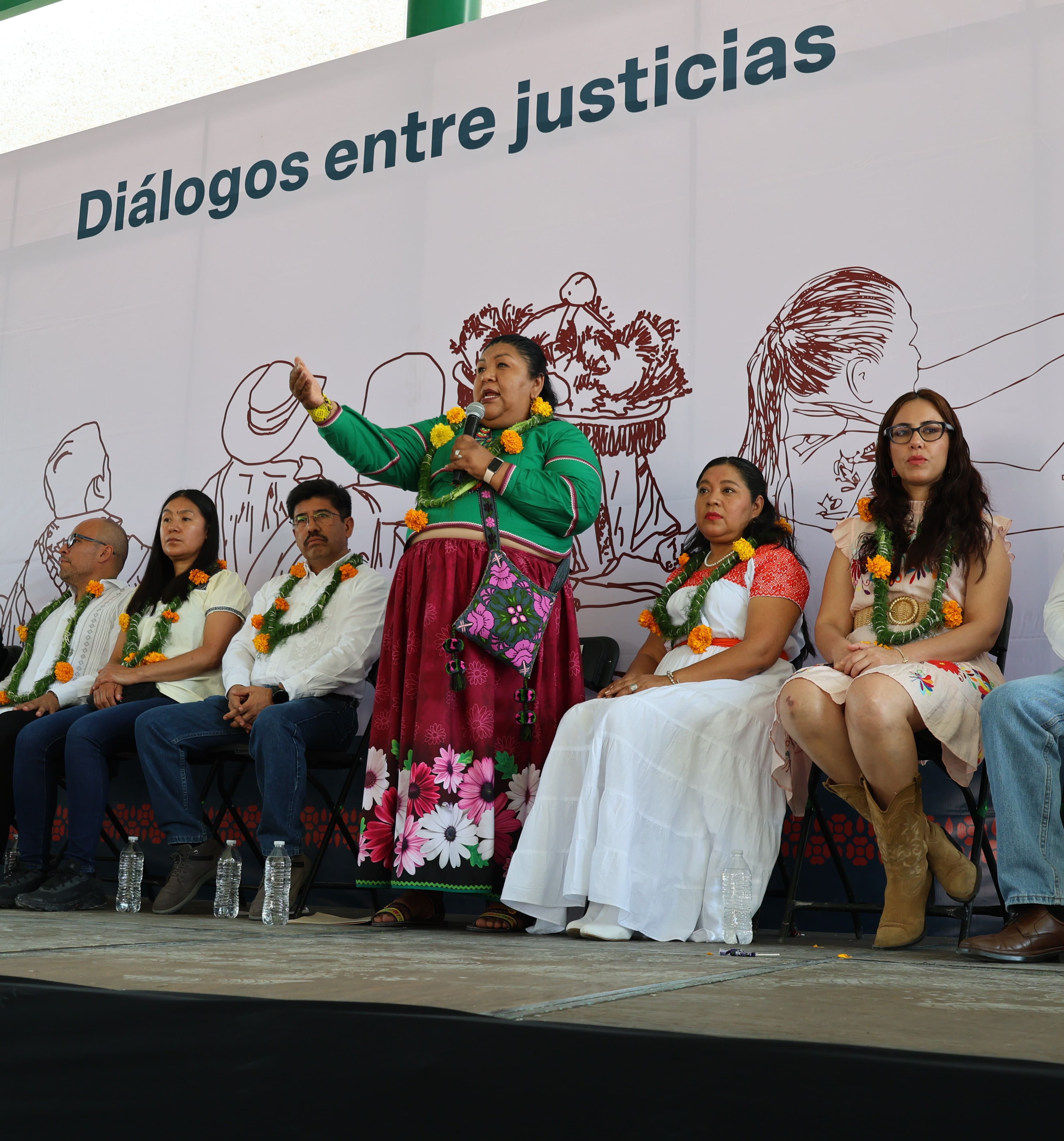 Portada: Diálogos entre Justicias